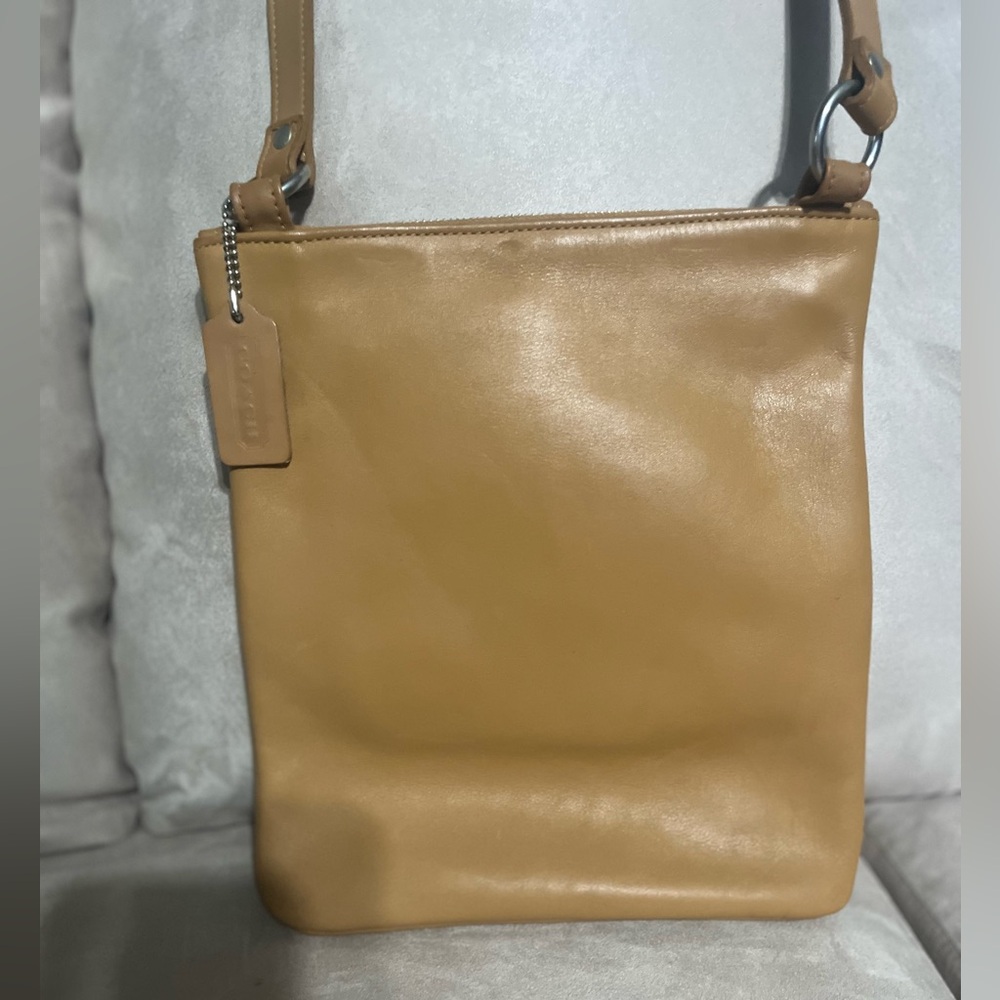 COACH Vintage#9457 Chelsea Slim Tan Leather Crossbody Bag